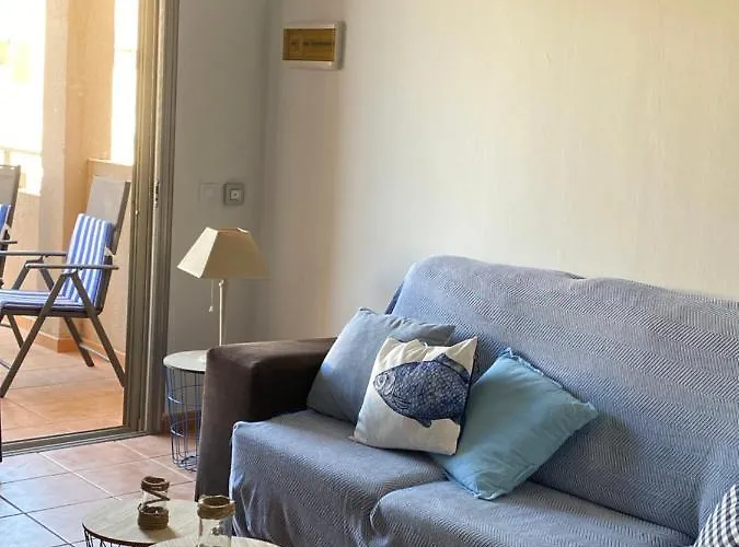 Tejita By The Pool, 2min Walk To Sea Apartment