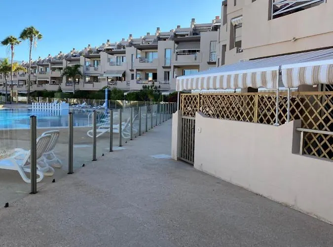 Tejita By The Pool, 2min Walk To Sea Apartment *